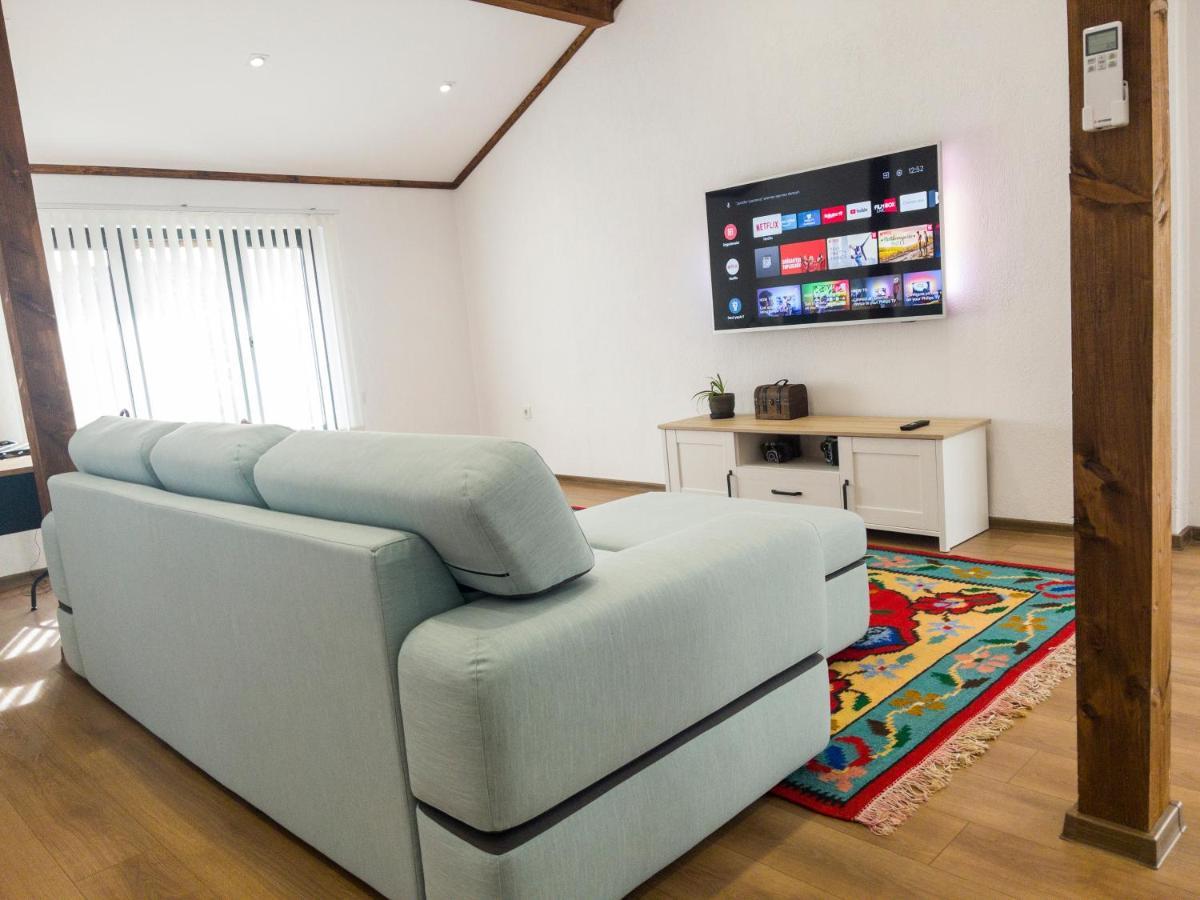 Stylish Loft Studio With Great View To Ардино Екстериор снимка