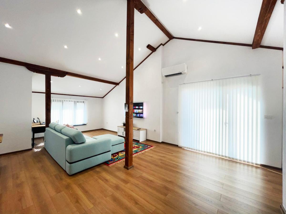 Stylish Loft Studio With Great View To Ардино Екстериор снимка